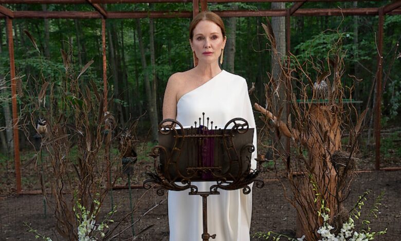 éonie Vincent as Lejla in The Glass Dome