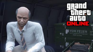 An image of a character with a spray paint can in GTA Online.