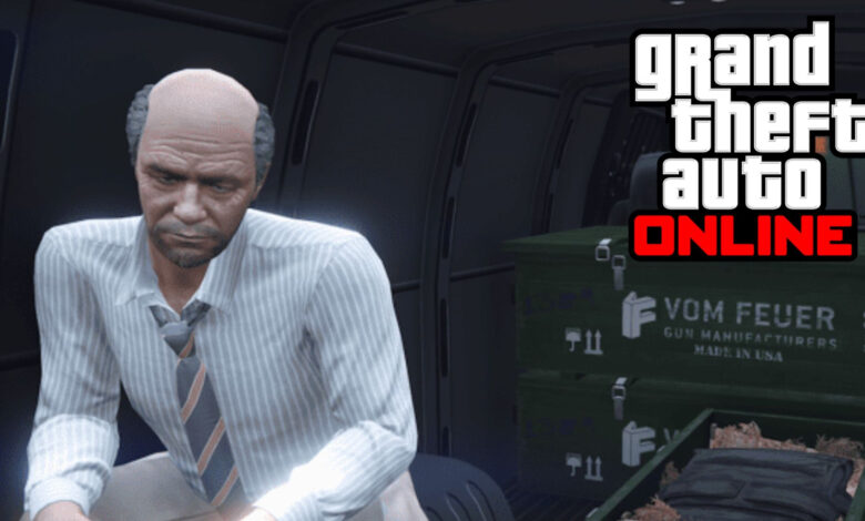 An image of a character with a spray paint can in GTA Online.