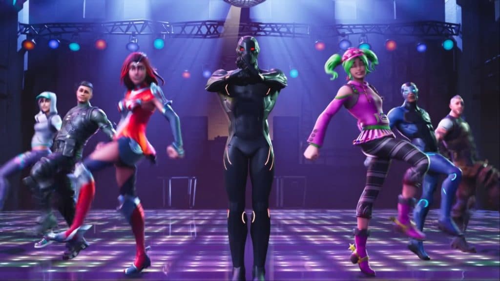 Uma captura de tela com personagens da 4ª temporada do Fortnite.