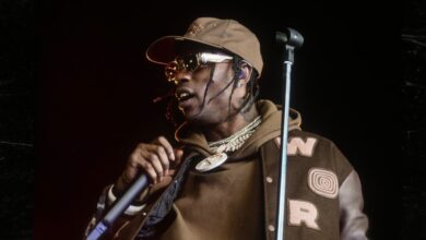 Image of the Astroworld entrance with inflatable Travis Scott head